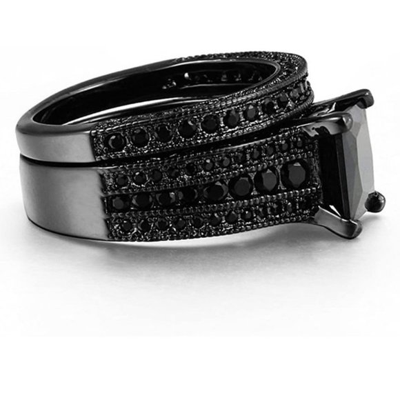 NEW 2PC/Set 2CT Princess Cut Black Sapphire Round Pave Engagement Ring - Picture 6 of 6